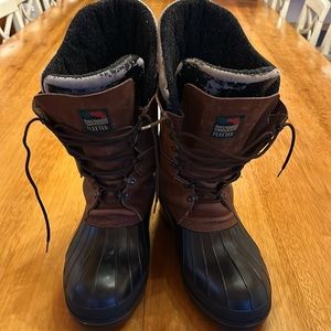 Baffin Pac Boots size 13